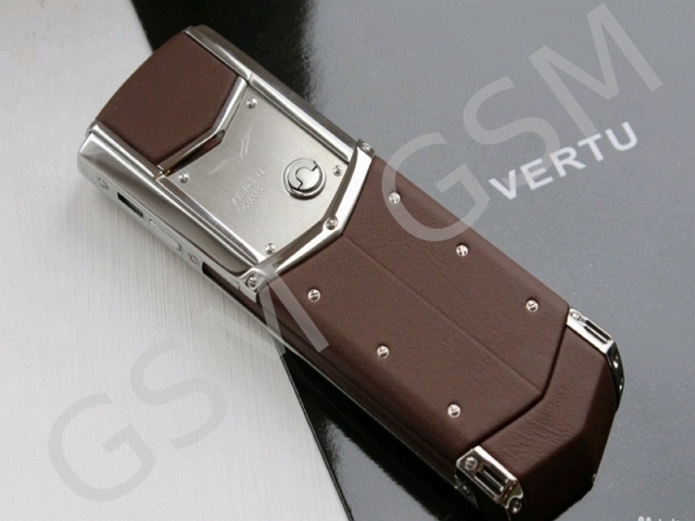 Телефон Vertu Signature S Design Brown Silver