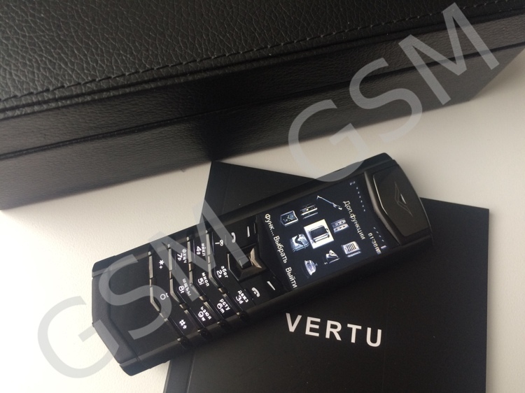 Vertu Signature S Design Pure Black Russian