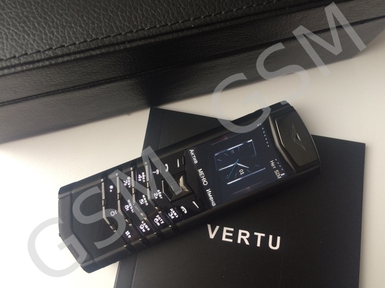 Vertu Signature S Design Pure Black Russian